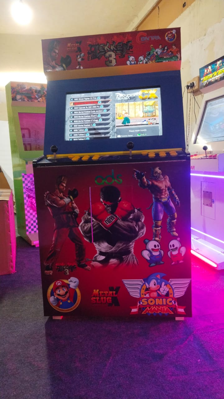 Tekken 2 game machine